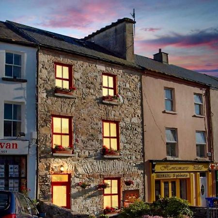 White Heather House Clifden Town Square מראה חיצוני תמונה
